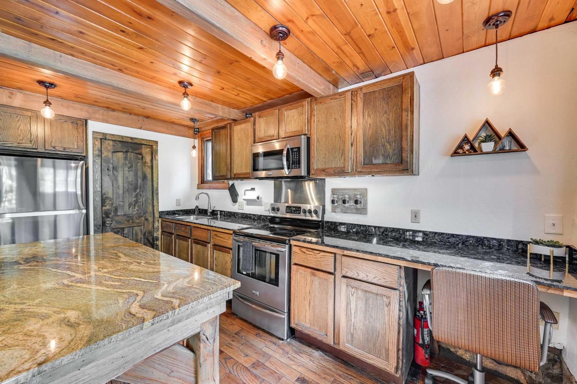 Peaceful Sedona Retreat With Patio And Mtn Views! Apartment ภายนอก รูปภาพ