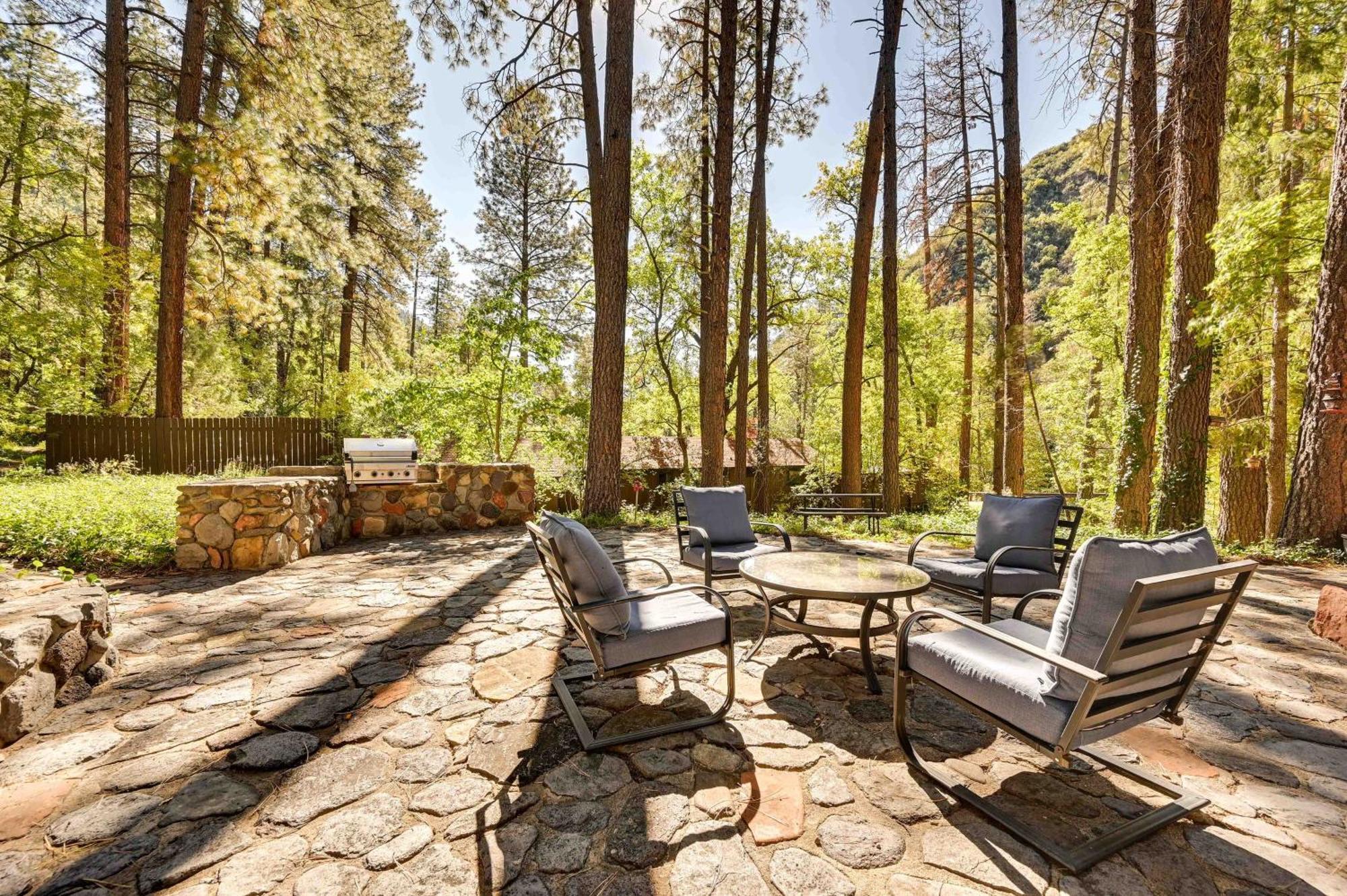 Peaceful Sedona Retreat With Patio And Mtn Views! Apartment ภายนอก รูปภาพ